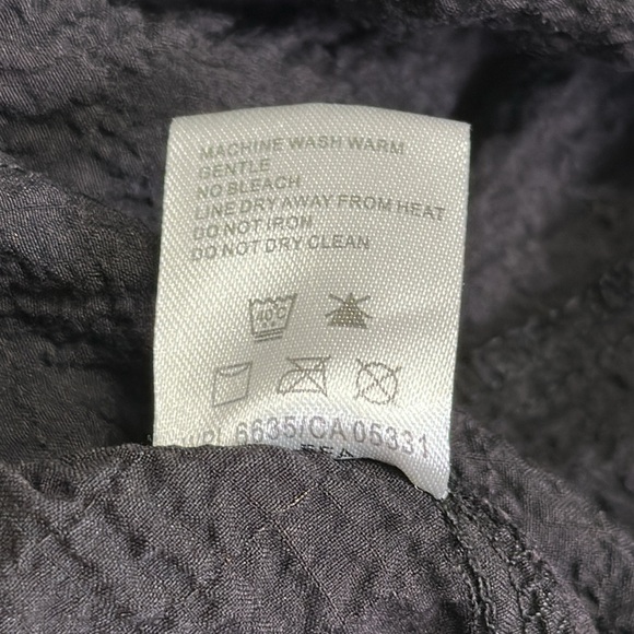 Woolrich Women’s Size Large Short Sleeve Crinkle Gauze Top Belt Minimalist Work - Picture 12 of 12